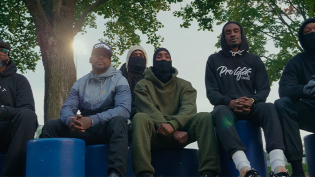 Strike The Iron / Battre le Fer (MTL) (Online Only)