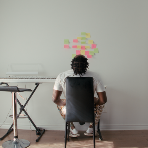 Bloqué (Online during festival)